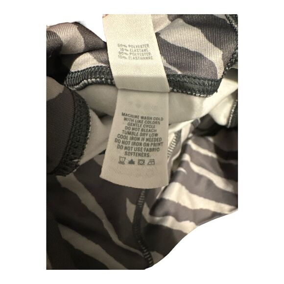 Aerie Gray Zebra Print High Rise Leggings, Medium - Picture 6 of 9